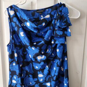 Banana Republic sleevless top